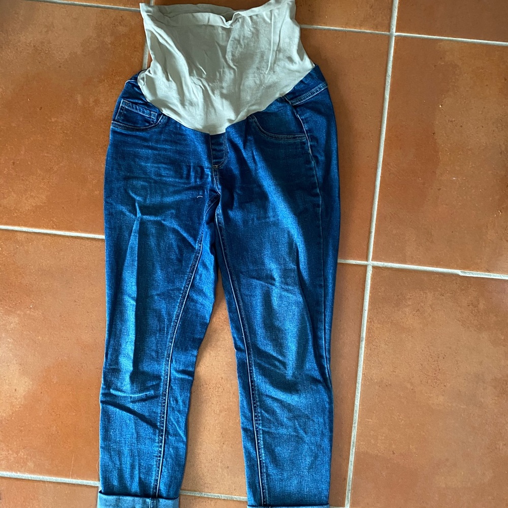 Jessica Simpson Maternity Jeans